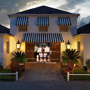 Semesteranläggning (resort) Round Hill Hotel&villas